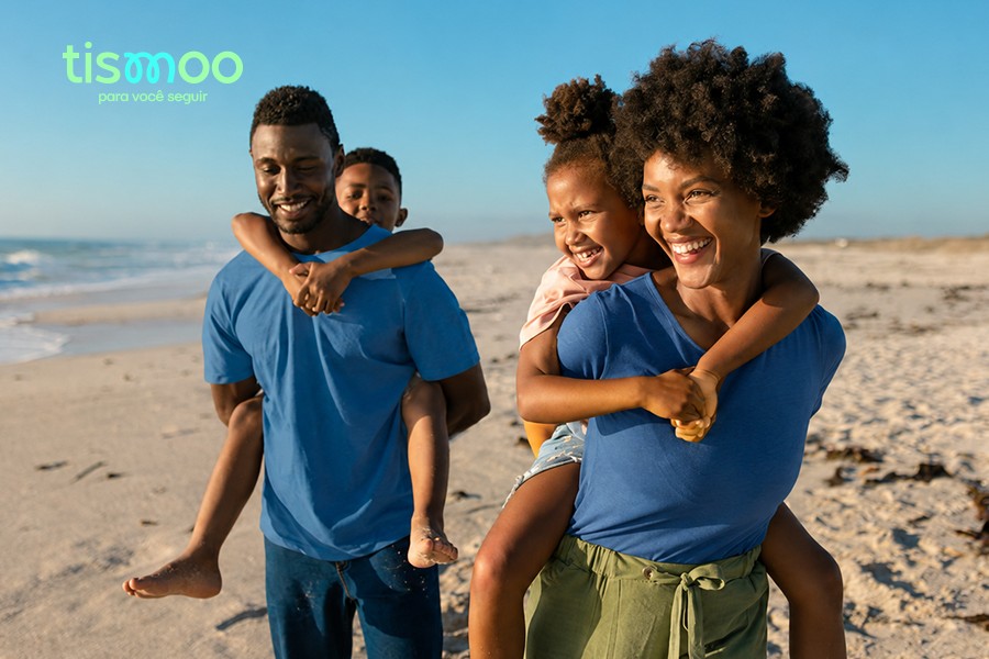 Férias de Julho: Dicas para famílias com pessoas autistas / Tismoo